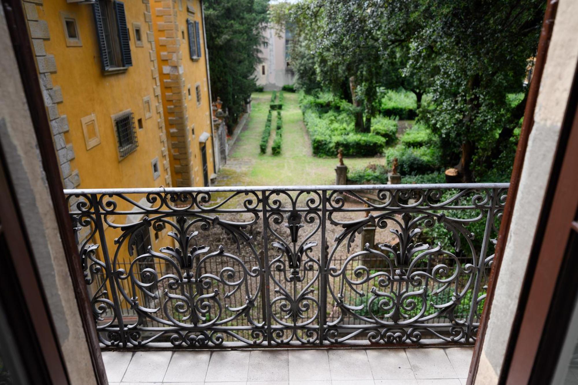 Capponi Charming